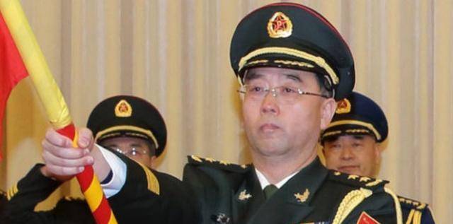 集團(tuán)軍副參謀長(zhǎng)軍銜，職責(zé)、榮譽(yù)與象征，集團(tuán)軍副參謀長(zhǎng)，職責(zé)、榮譽(yù)與軍銜的象征意義
