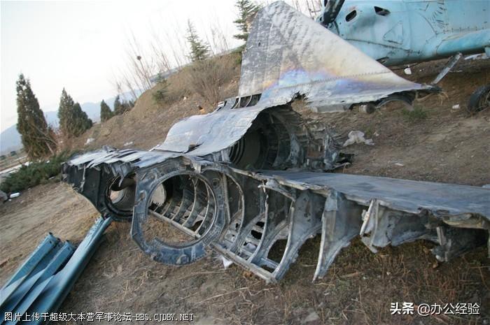 殲-21戰(zhàn)斗機(jī)在世界戰(zhàn)斗機(jī)領(lǐng)域的排名探討，殲-21戰(zhàn)斗機(jī)在世界戰(zhàn)斗機(jī)領(lǐng)域的地位與排名分析