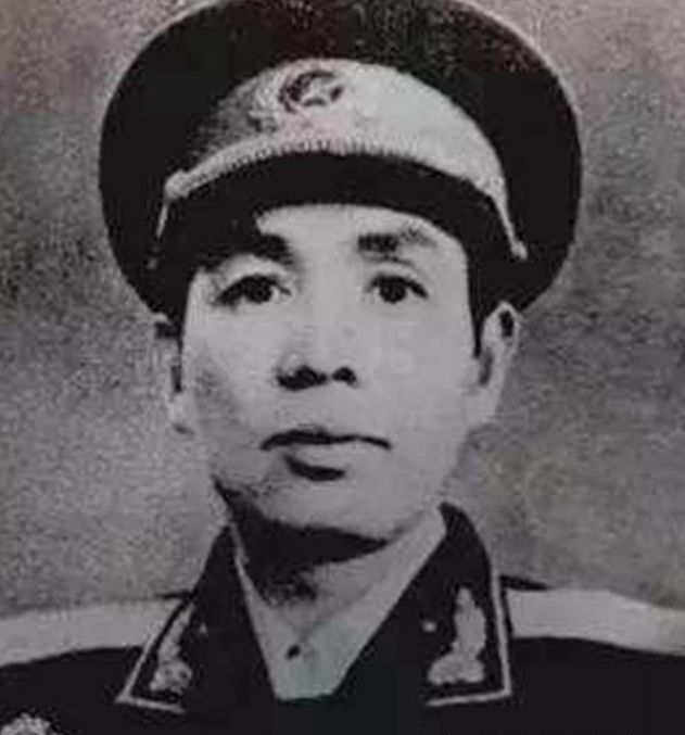 丁曉兵與丁盛，兩代軍人的榮耀與傳承，兩代軍人的榮耀與傳承，丁曉兵與丁盛的故事