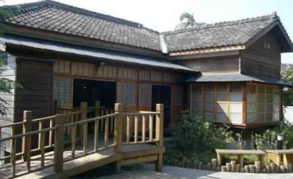 臺灣農(nóng)村的房子，古老與現(xiàn)代的交融，臺灣農(nóng)村房屋，古今交融的韻味