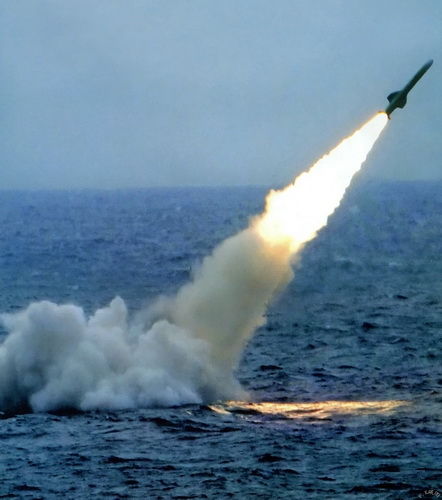 鷹擊-18潛射型導(dǎo)彈，揭示其獨(dú)特能力與戰(zhàn)略價值，鷹擊-18潛射型導(dǎo)彈，獨(dú)特能力與戰(zhàn)略價值揭秘