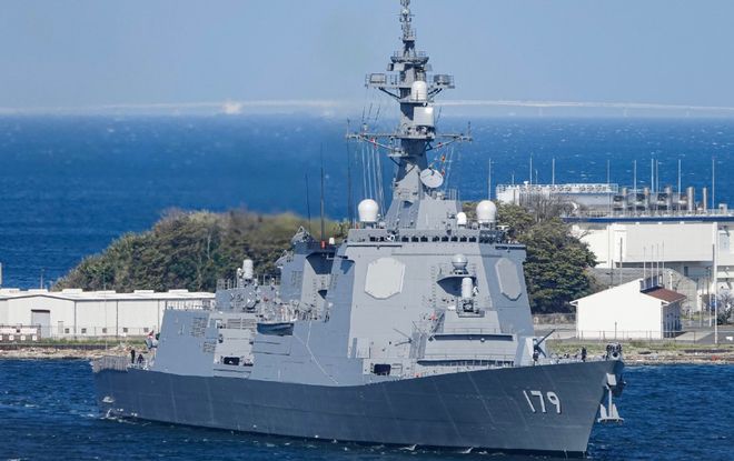 中日萬噸級(jí)軍艦對(duì)比，中日萬噸級(jí)軍艦對(duì)比，實(shí)力解析與對(duì)比觀察