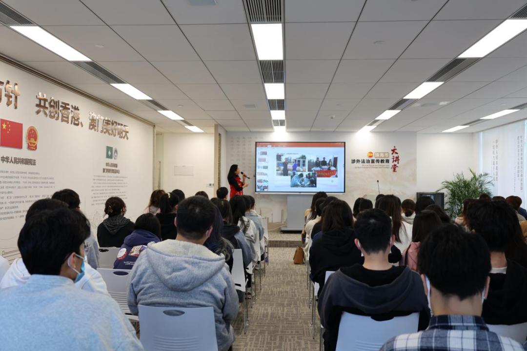 澳門正版掛牌自動更新，探索現(xiàn)代博彩業(yè)的新紀(jì)元，澳門正版掛牌自動更新，開啟現(xiàn)代博彩業(yè)新紀(jì)元