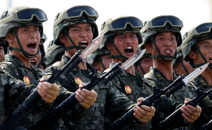 軍旅手機壁紙，榮耀與責任，一百張圖片展現(xiàn)鐵血風采，軍旅風采壁紙，榮耀與責任，鐵血戰(zhàn)士的一百種風采展現(xiàn)
