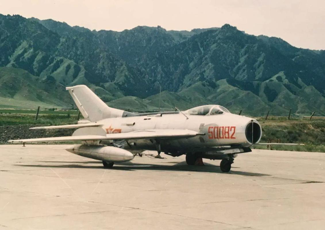 殲6百科，中國(guó)空軍的重要里程碑，殲6百科，中國(guó)空軍的重要里程碑歷程