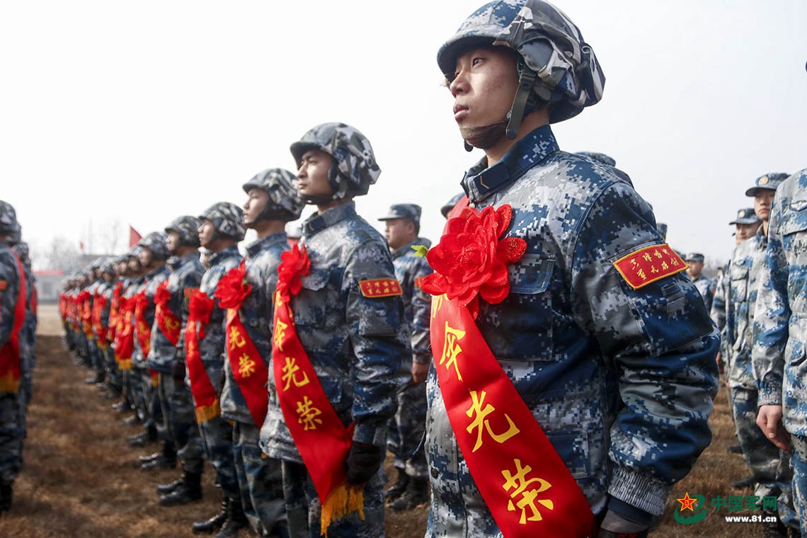黃繼光連——空降兵15軍45師英勇連隊(duì)的榮耀與傳承，黃繼光連，英勇連隊(duì)的榮耀與傳承——空降兵15軍45師的光輝歷程