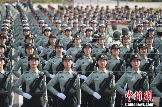 國慶閱兵武警部隊(duì)方隊(duì)，展現(xiàn)力量與榮耀，國慶閱兵武警部隊(duì)方隊(duì)，力量與榮耀的展現(xiàn)