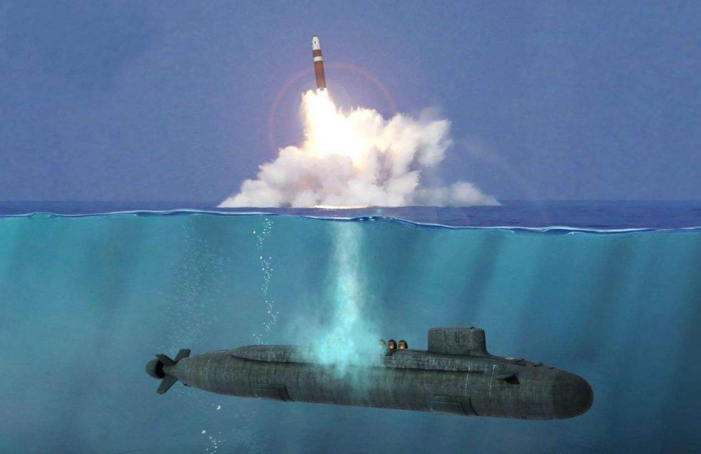 白楊M潛射型，探索新一代潛射彈道導(dǎo)彈的奧秘，揭秘新一代潛射彈道導(dǎo)彈，白楊M潛射型探索之旅