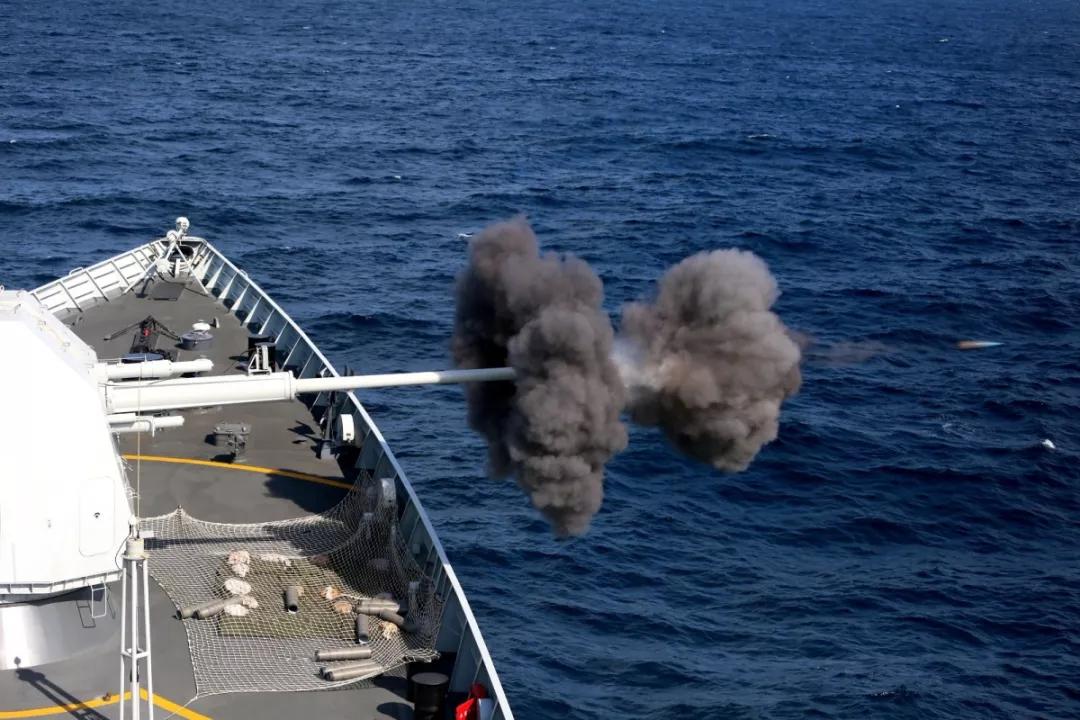 海軍運城艦的王先中艦長，英勇無畏，領航新時代的海軍力量，海軍運城艦艦長王先中，領航新時代海軍力量的英勇先鋒