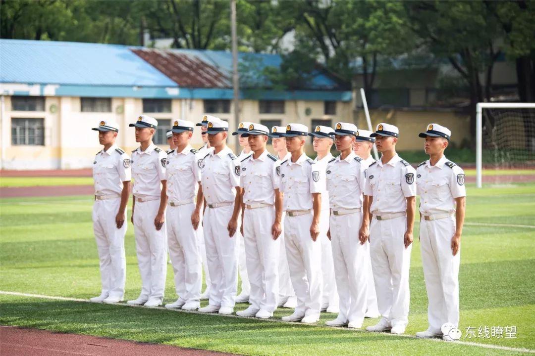 海軍軍訓(xùn)，塑造精英的搖籃，海軍軍訓(xùn)，精英搖籃的鍛造之旅