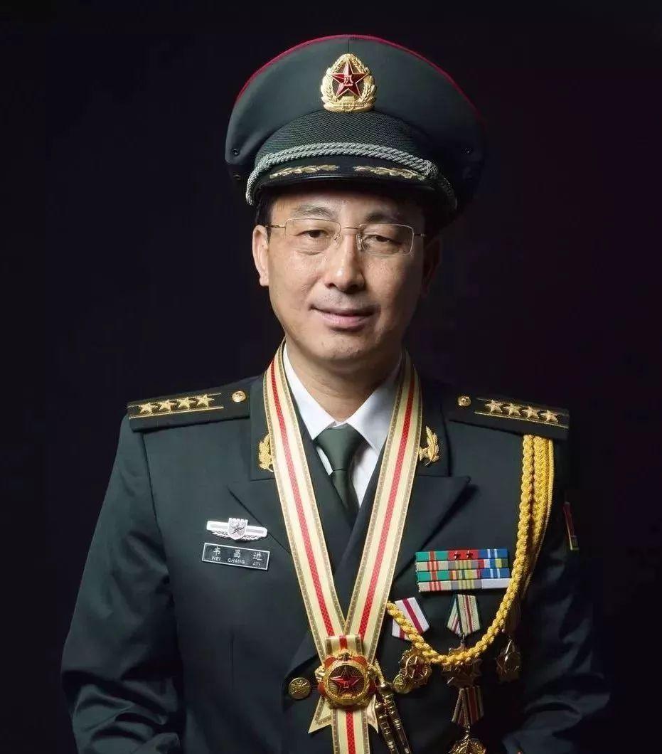 八一共和國勛章獲得者的榮耀與貢獻，八一勛章獲得者，榮耀與貢獻的典范