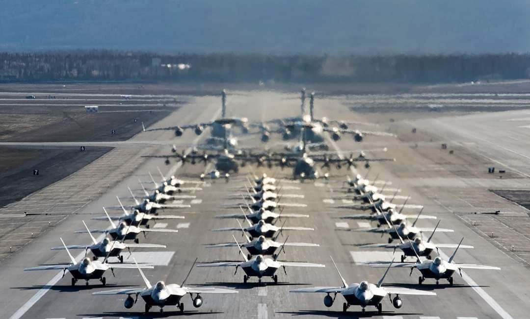 殲-16裝備海軍航空兵，空中力量的嶄新篇章，殲-16裝備海軍航空兵，空中力量新篇章開啟