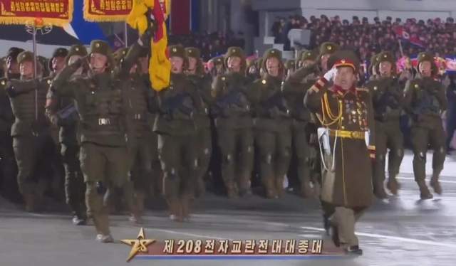 2023年國(guó)慶閱兵方隊(duì)，榮耀與力量的展現(xiàn)，榮耀與力量的展現(xiàn)，2023年國(guó)慶閱兵方隊(duì)全景展示