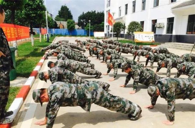 新兵入伍
