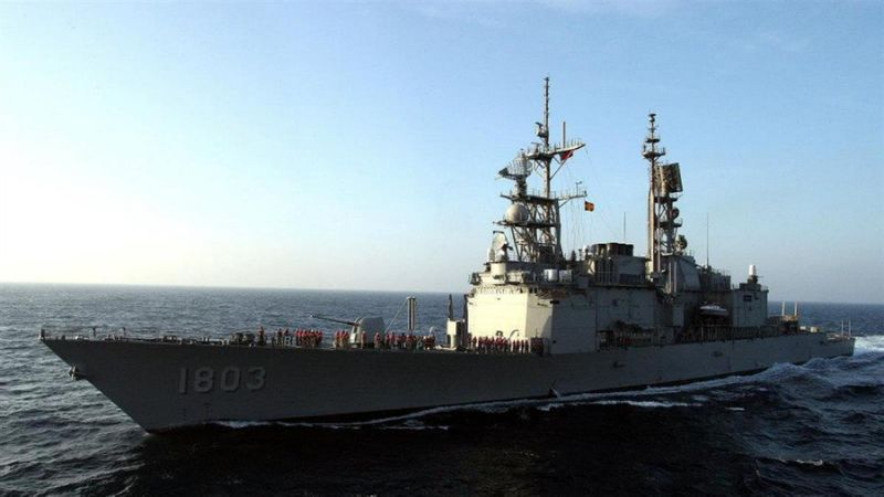 臺海軍左營艦女士官照片，揭示軍事透明化與公眾知情權(quán)的關系，臺海軍左營艦女士官照片，軍事透明化與公眾知情權(quán)的交織關系