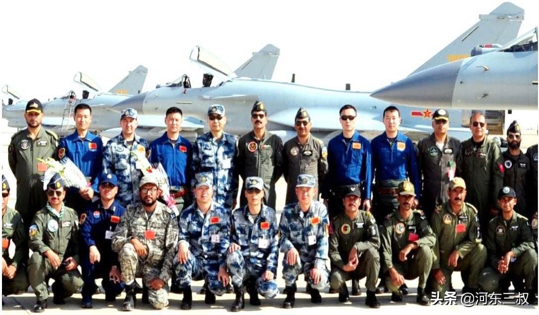 殲-10C與梟龍，兩款戰(zhàn)斗機(jī)的性能對比與評估，殲-10C與梟龍戰(zhàn)斗機(jī)性能對比及評估