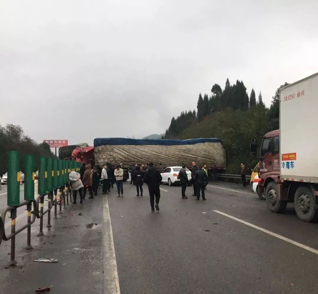 今天哪里發(fā)生重大交通事故？全球各地的交通狀況分析，全球重大交通事故最新動(dòng)態(tài)與交通狀況深度分析