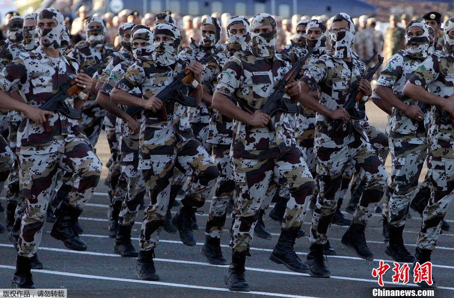 利比亞軍隊(duì)閱兵，展現(xiàn)國家力量與未來展望，利比亞軍隊(duì)閱兵展示國家力量及未來展望