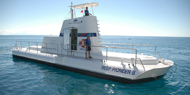 半潛水船，未來海洋探索的新篇章，半潛水船，開啟未來海洋探索新篇章